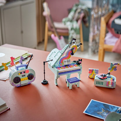 LEGO Creator: 3 in 1 Music Decor Piano with Cat (31392)