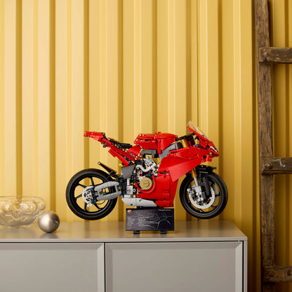 LEGO Technic: Ducati Panigale V4 S Motorcycle (42202)