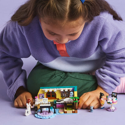 LEGO Friends: Paisleys Room (42647)