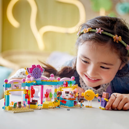 LEGO Friends: Heartlake City Sweet Shop (42649)