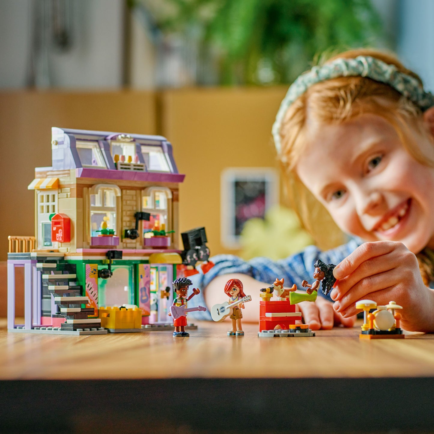 LEGO Friends: Music Shop & Apartment (42653)