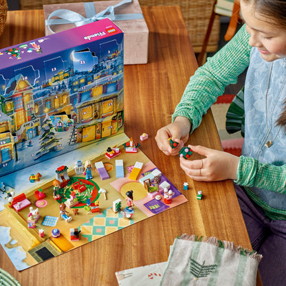 LEGO Friends: Advent Calendar 2025 (42668)