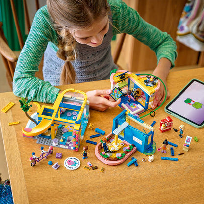 LEGO Friends: Heartlake City Friends Club House (42689)