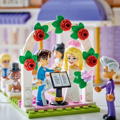 LEGO Friends: Heartlake City Grand Hotel (42704)
