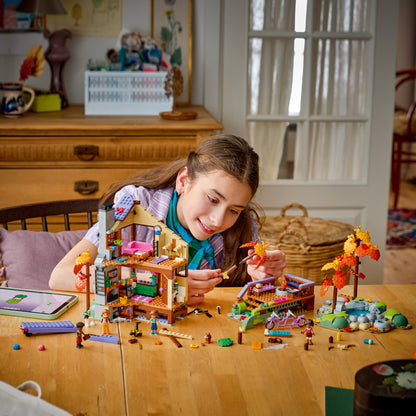 LEGO Friends: Cozy Fall Forest Cabin (42705)