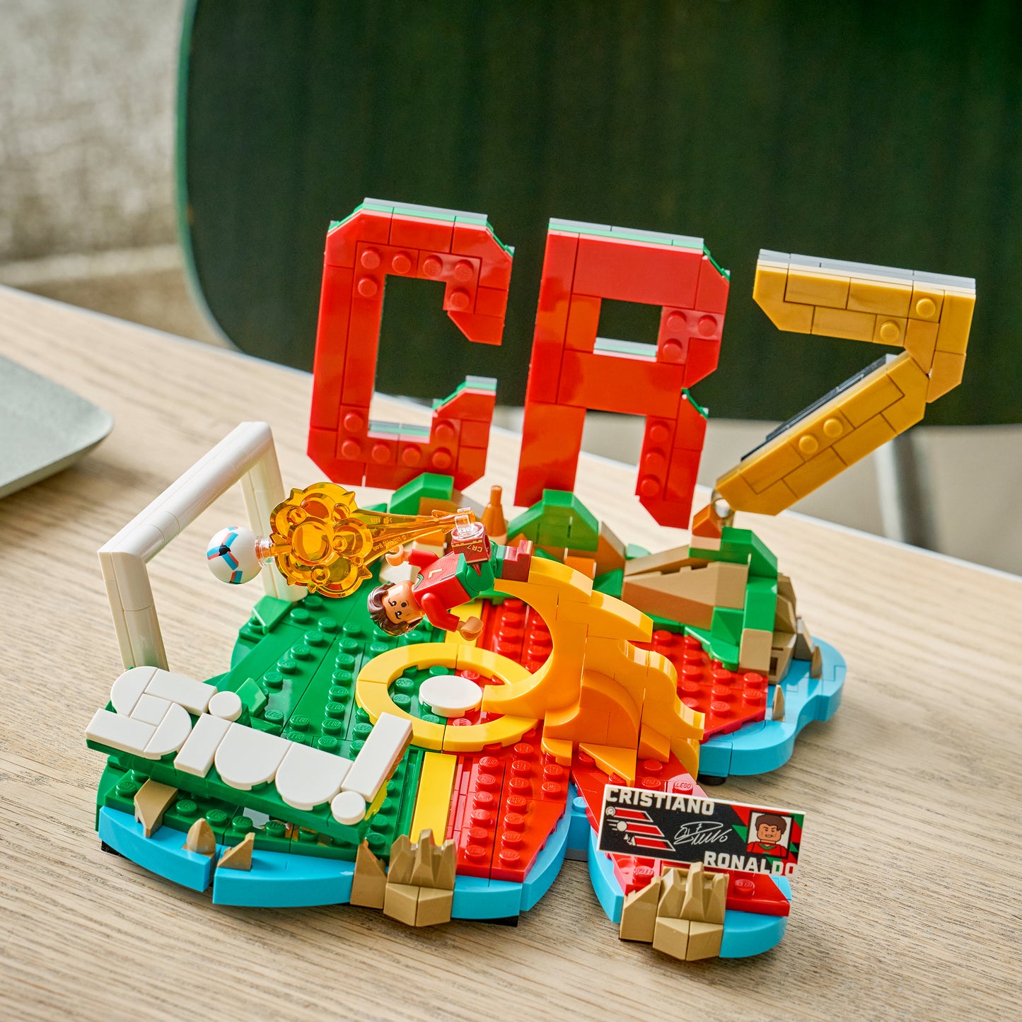 LEGO Editions: Cristiano Ronaldo Soccer Highlights (43012)