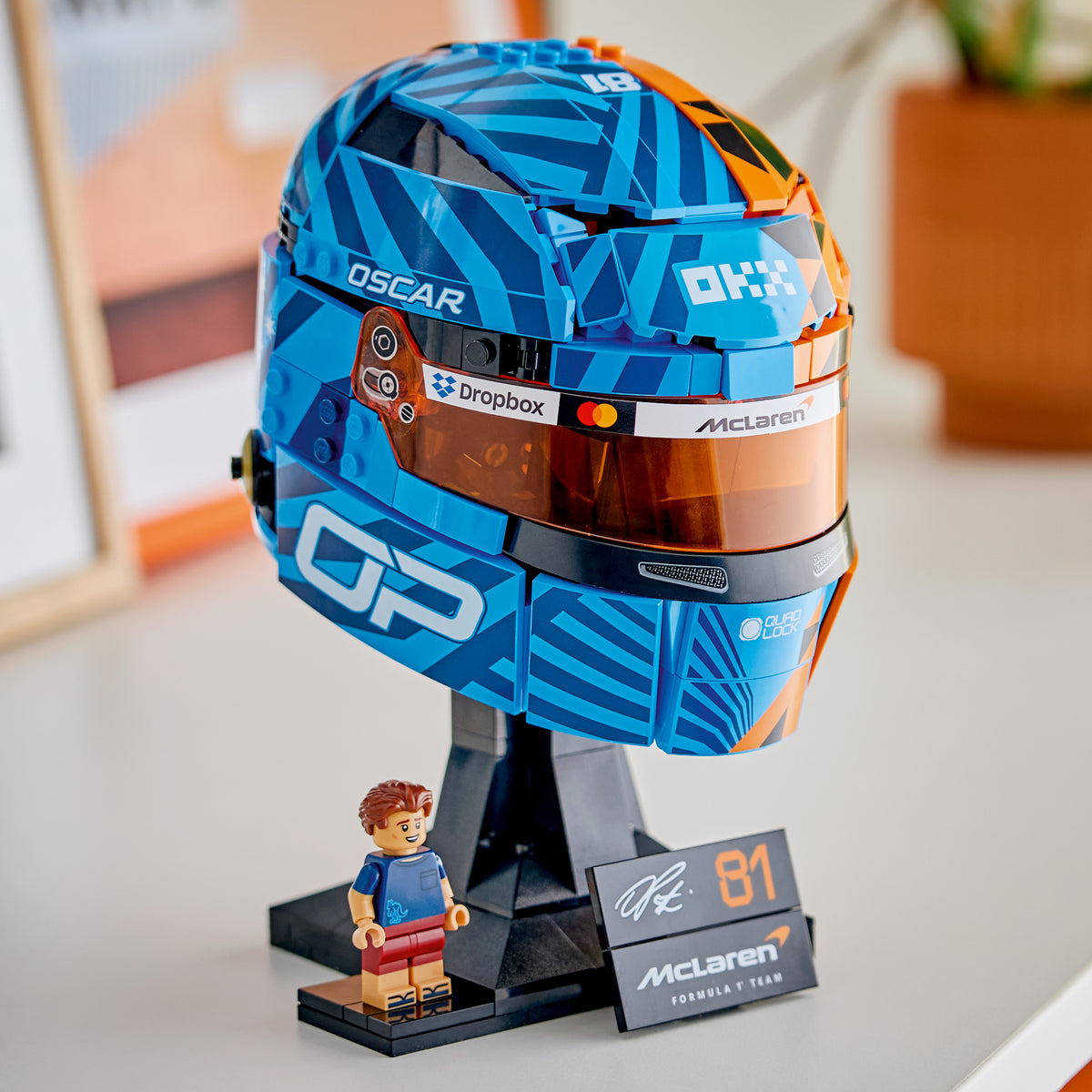 LEGO Editions: McLaren Mastercard F1 Team Oscar Piastri Helmet (43017)