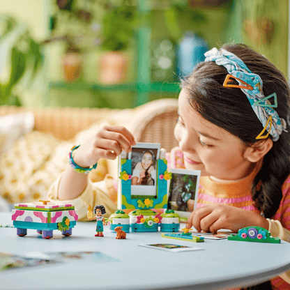 LEGO Disney Classic: Mirabel's Photo Frame and Jewellery Box (43239)