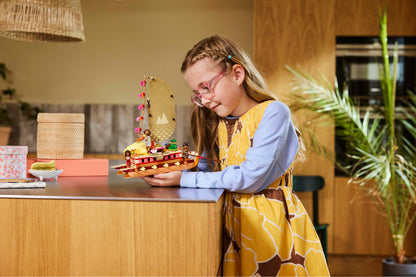 LEGO Disney: Moana‚Äôs Adventure Canoe (43270)