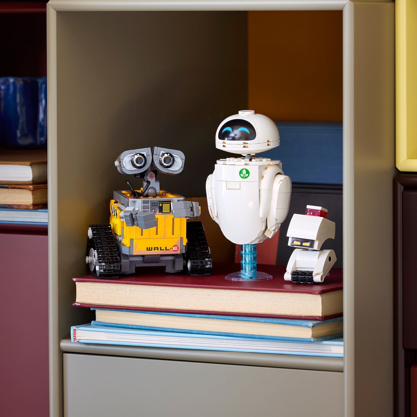 LEGO Disney and Pixar: WALL-E and EVE (43279)