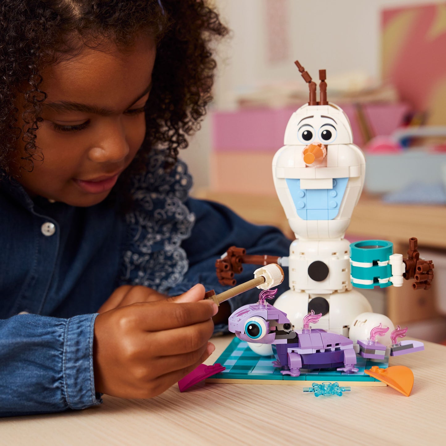 LEGO Disney: Frozen Olaf and Brunis Picnic Fun (43287)