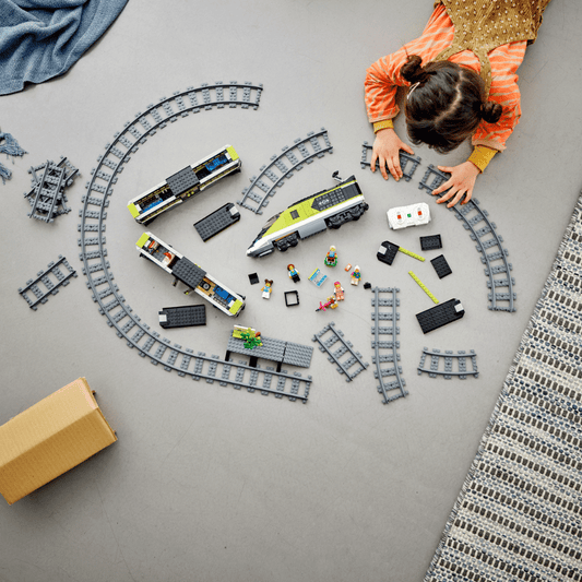 LEGO CITY: Express Passenger Train (60337)