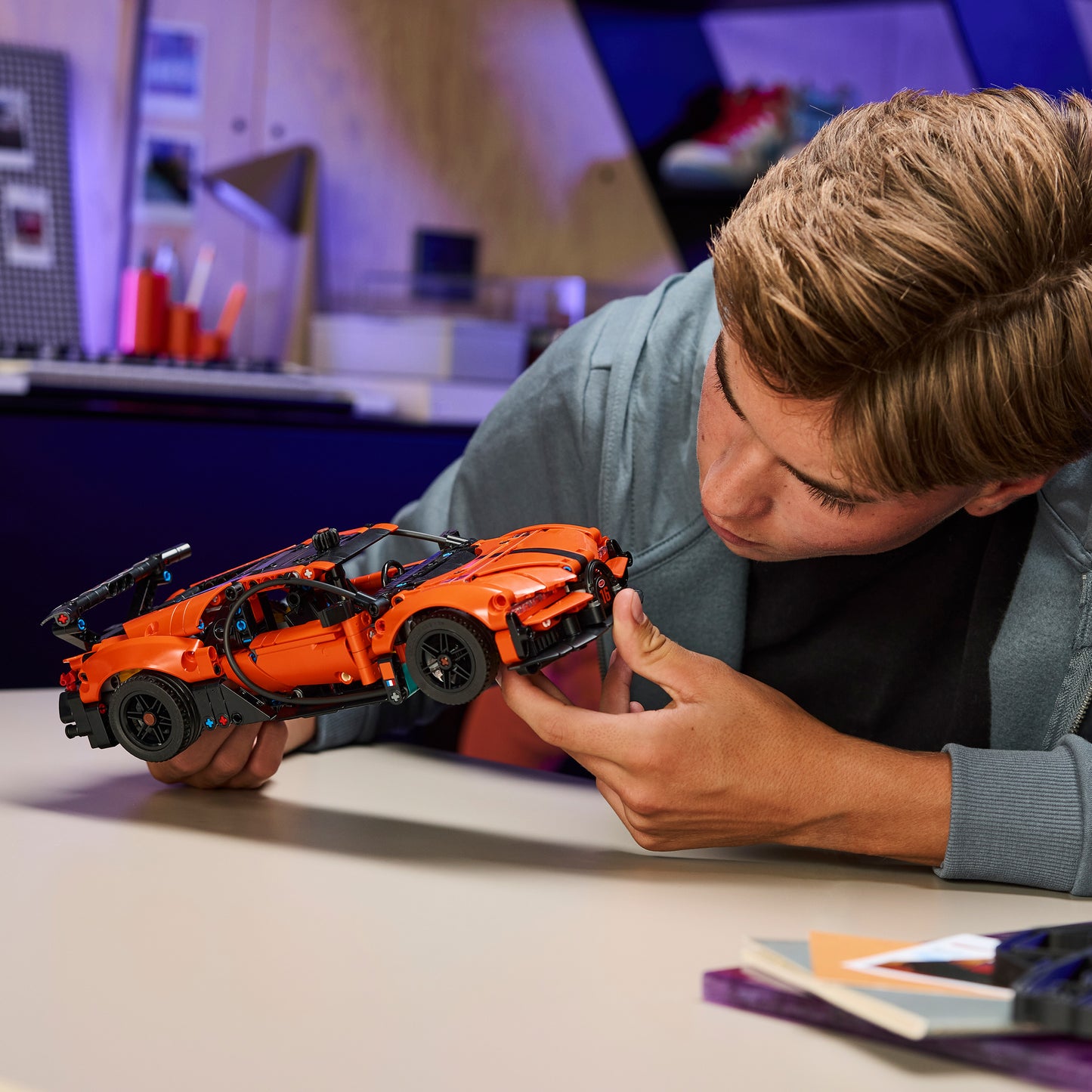 LEGO Technic: Bugatti Chiron Pur Sport Hypercar (42222)