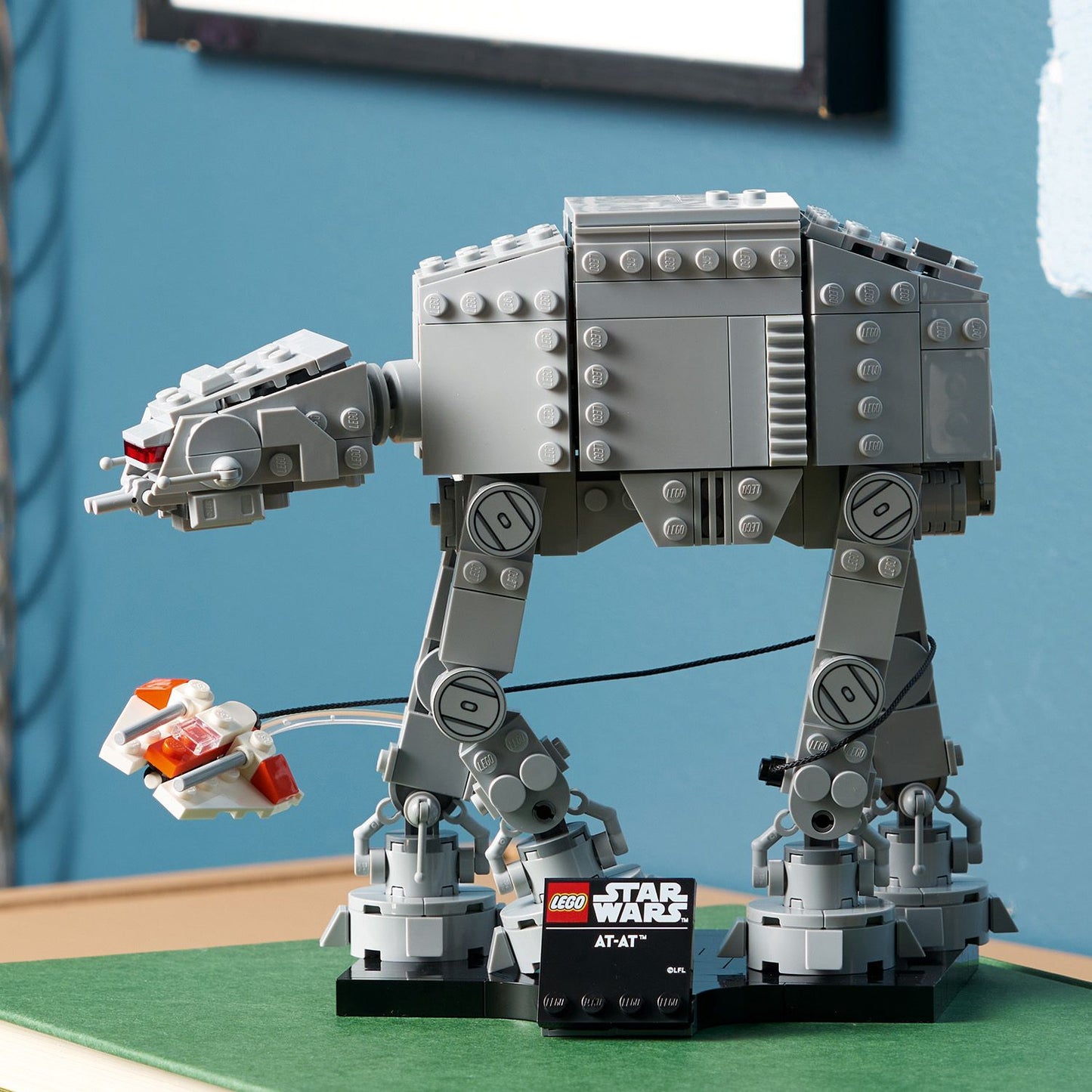 LEGO Star Wars: AT-AT (75440)