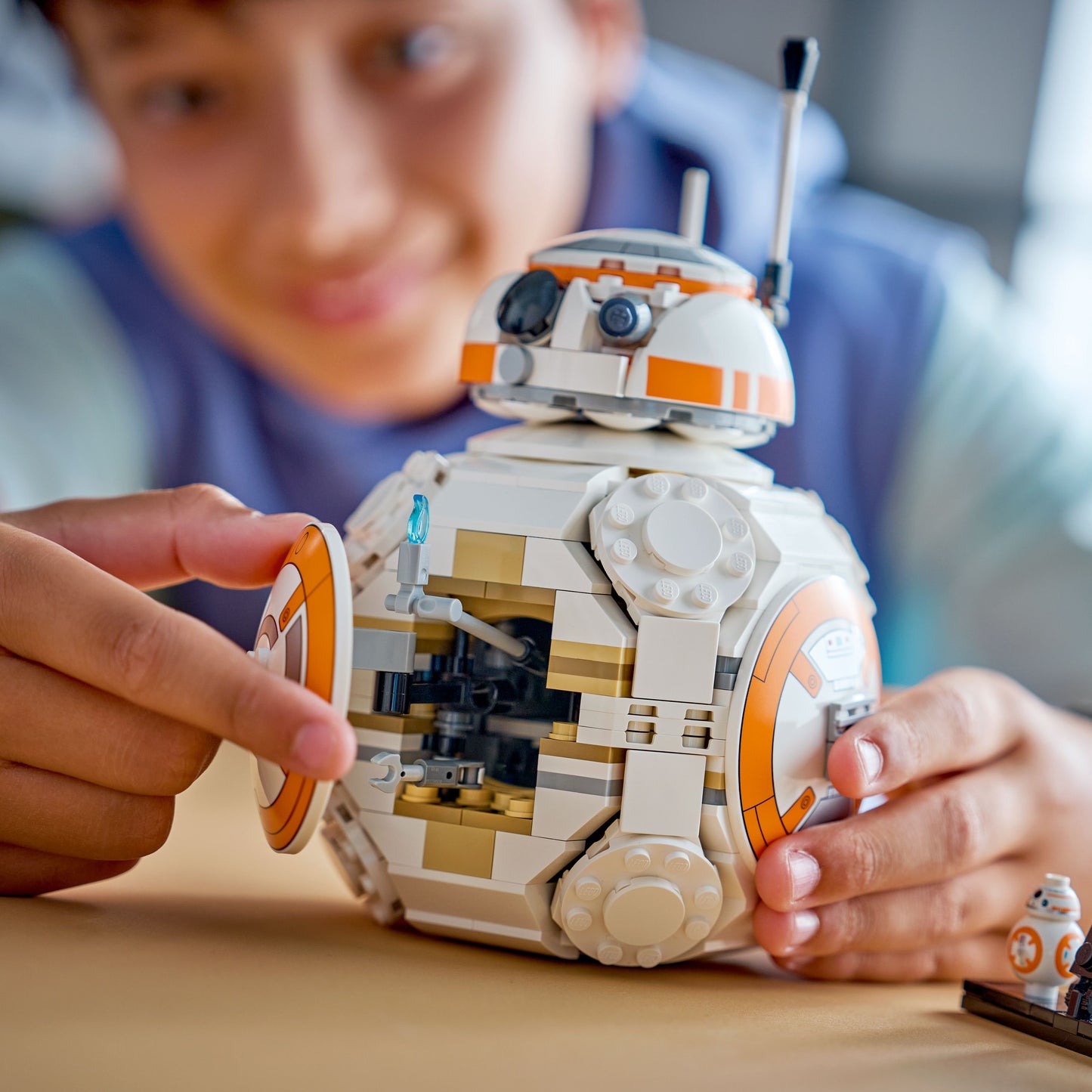 LEGO Star Wars: BB-8 Astromech Droid (75452)