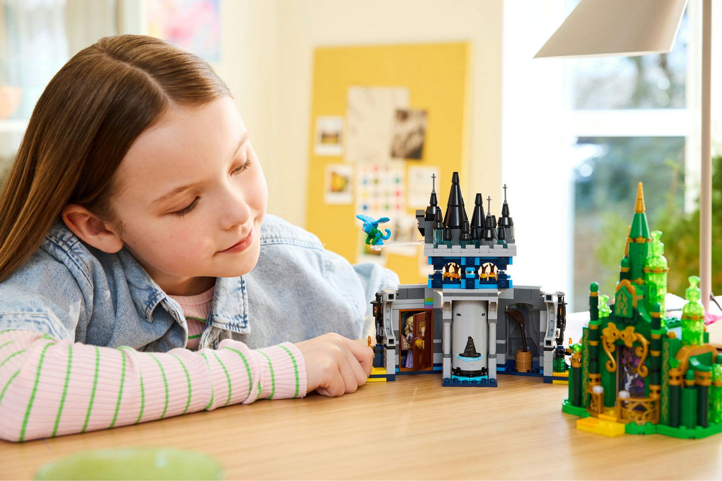 LEGO Wicked: Emerald City & Kiamo Ko Castle (75689)