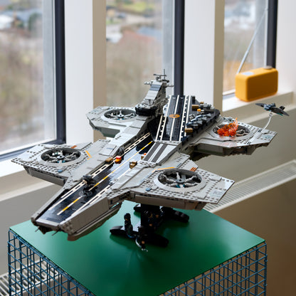 LEGO Marvel: S.H.I.E.L.D. Helicarrier (76354)