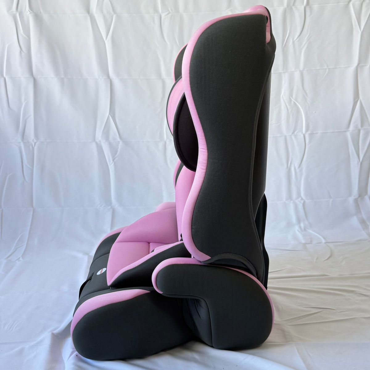Arête Booster Car Seat 9M–12Yrs — Pink