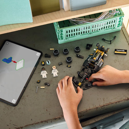 LEGO Speed Champions: APXGP Team Race Car from F1 The Movie (77252)