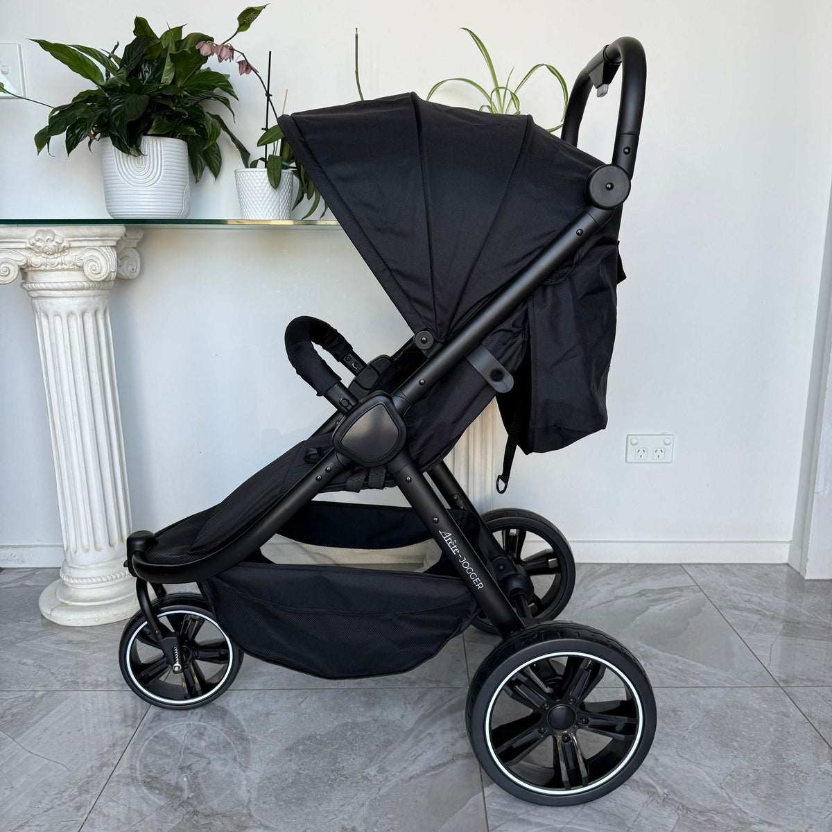 Arête Jogger Travel System with Capsule