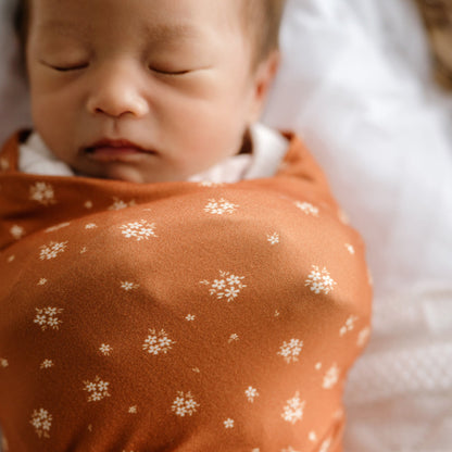 Stretchy Swaddle | Honey Blossom