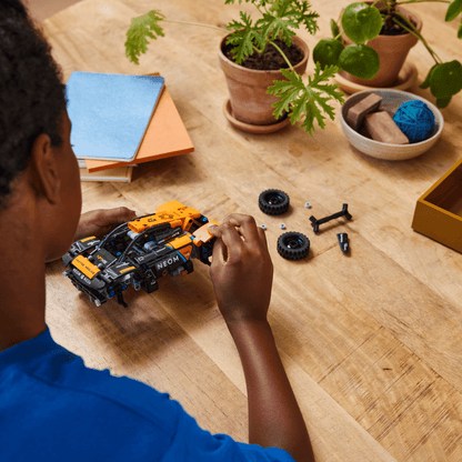 LEGO Technic: NEOM McLaren Extreme E Race Car (42166)