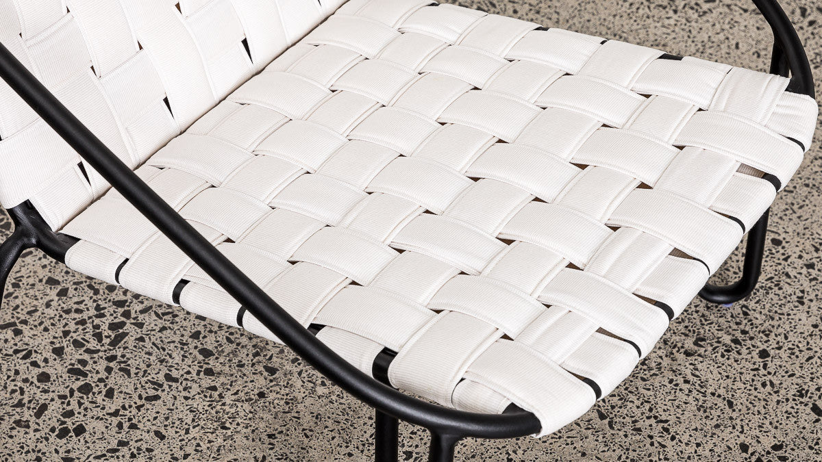 ARROWTOWN CHAIR