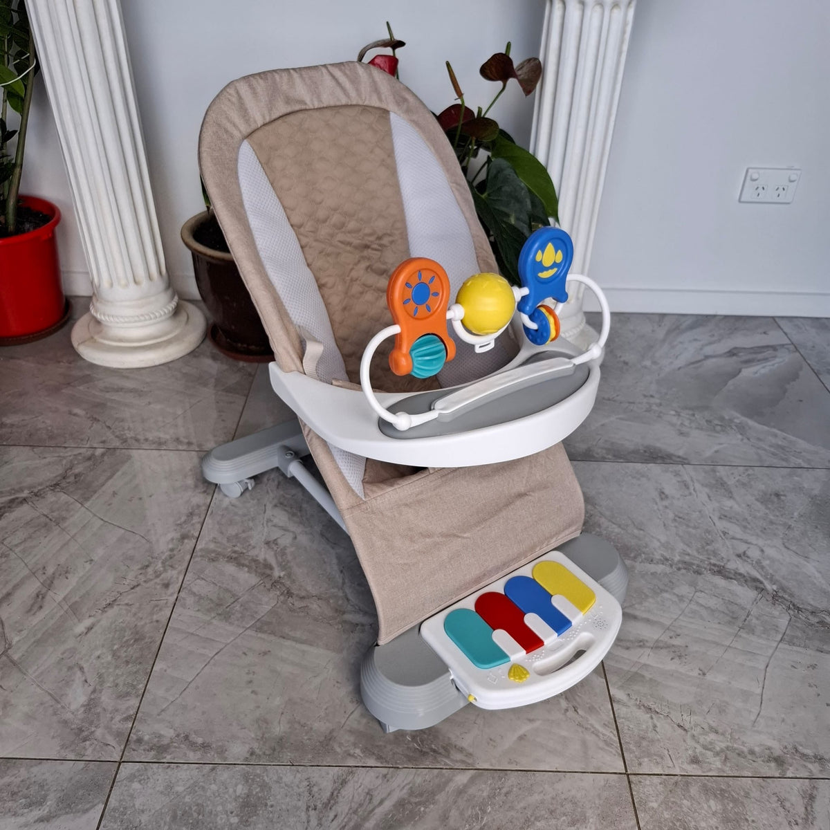 Baby Bouncer with Play Bar and Foot Piano