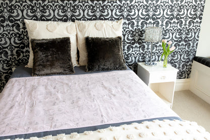 Brolly Sheets King Single Bed Pad with Wings – Pink Unicorns or Green Jungle