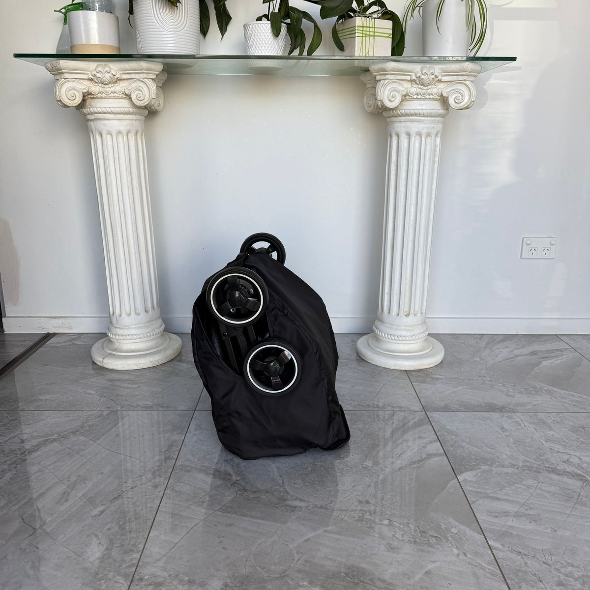 The Zephyr Airplane Cabin Stroller - Black