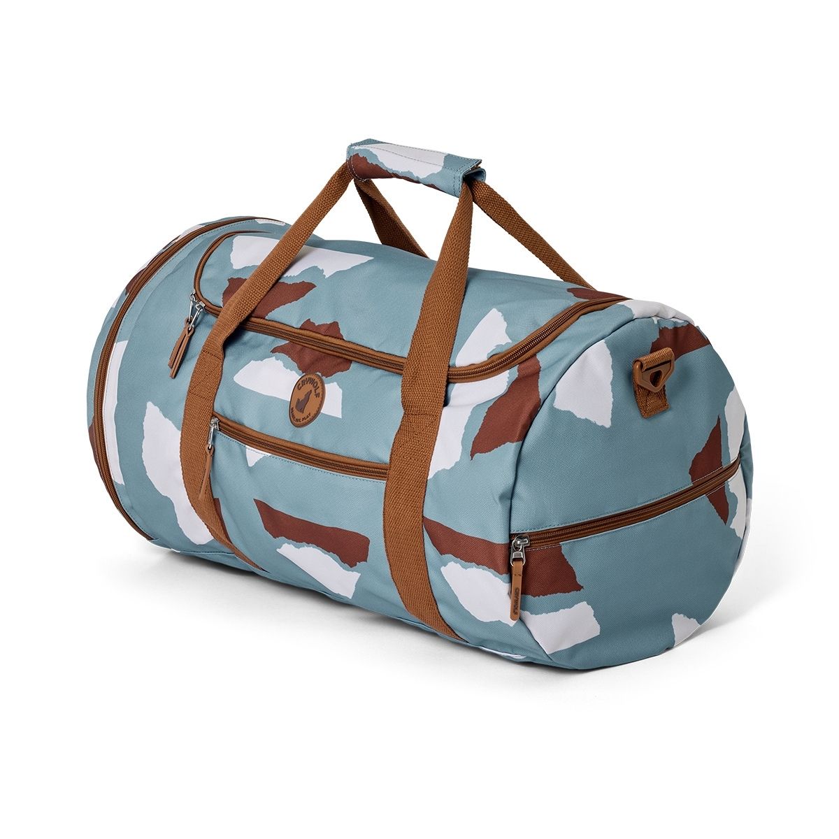 This Crywolf Packable Duffel is in a blue, white and brown design. It is a great size for weekend trips and sleepovers.