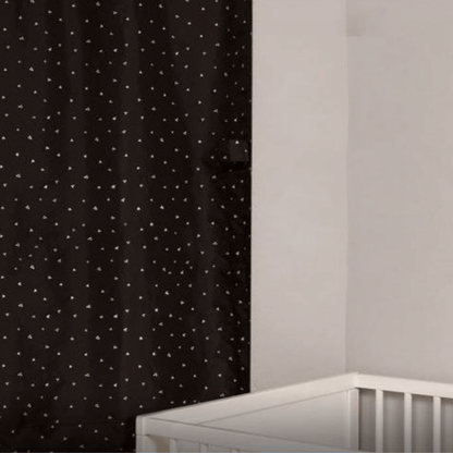 Blackout blind designed to block out light 