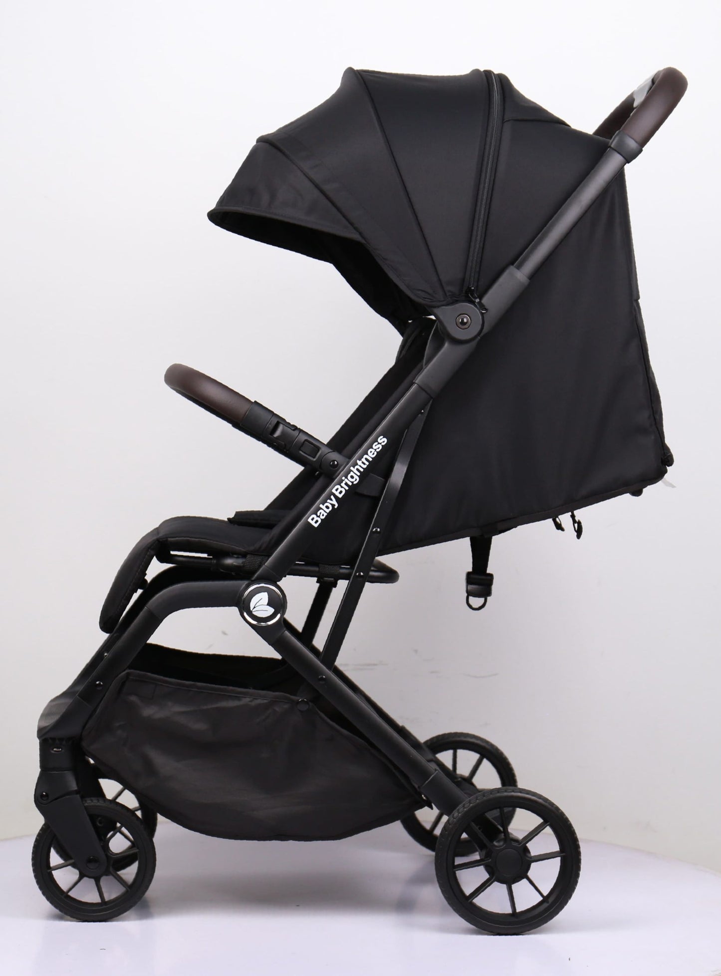 Newborn Pram & Capsule – SwiftGo Lightweight Compact Stroller with Capsule + ISOFIX Base (Black)