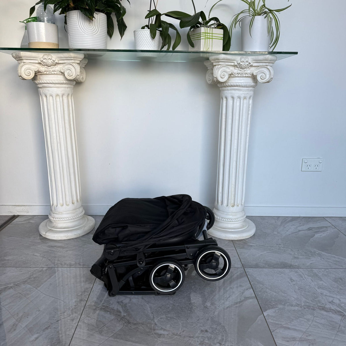The Zephyr Airplane Cabin Stroller - Black