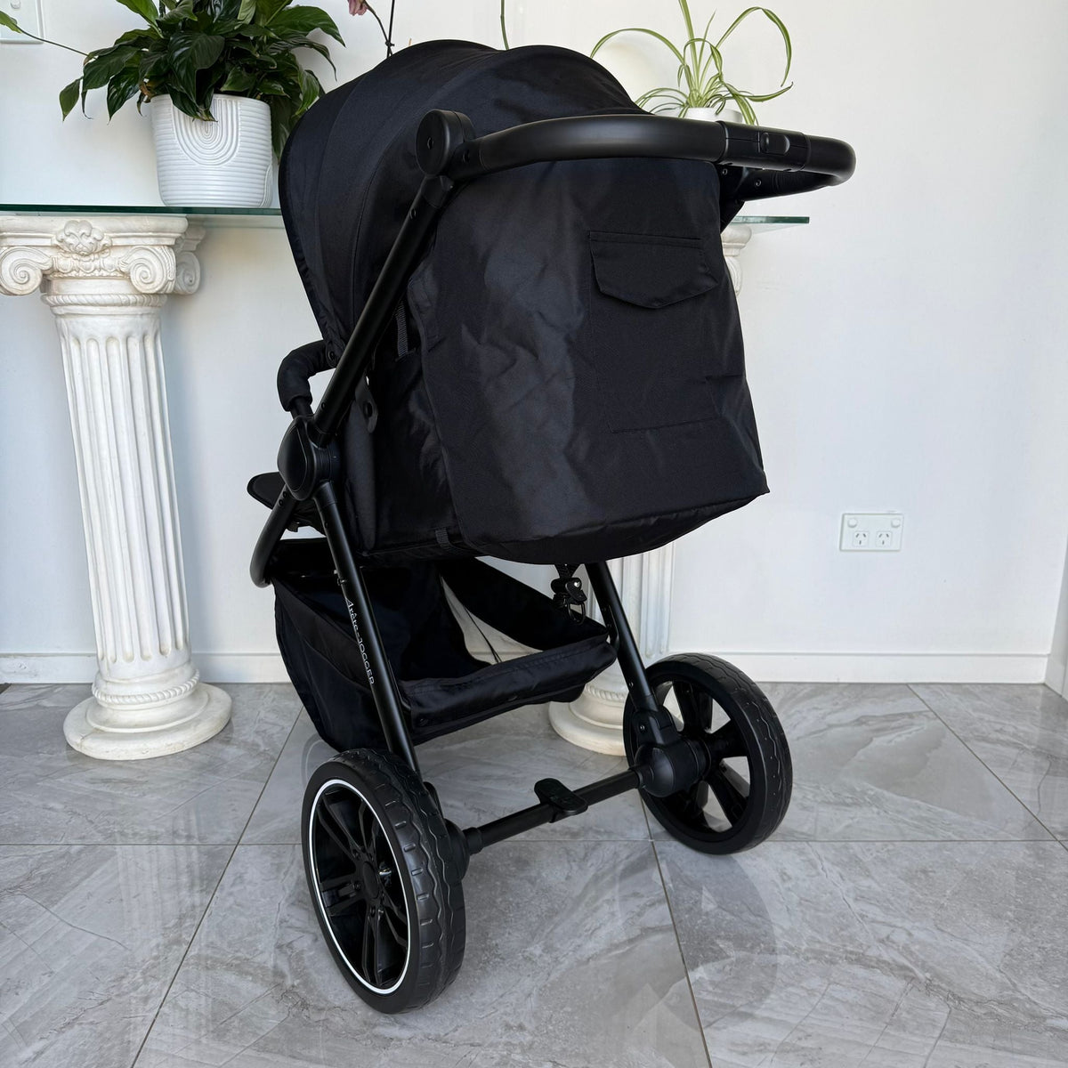 Arête Jogger Travel System with Capsule
