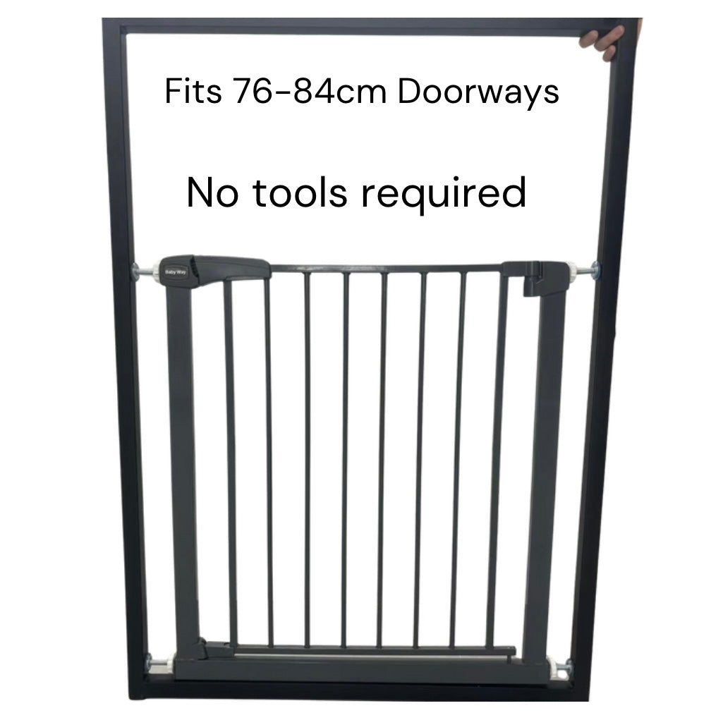 Black Safety Gate – Secure Baby & Pet Barrier (Fits 75-84 cm Doors)