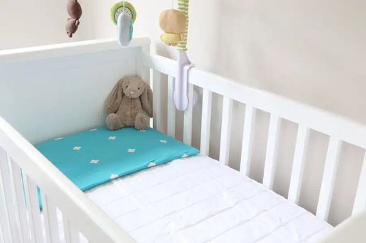 Brolly Sheets Mattress Protector for Cot - Fitted & Quilted - WHITE - Babyonline