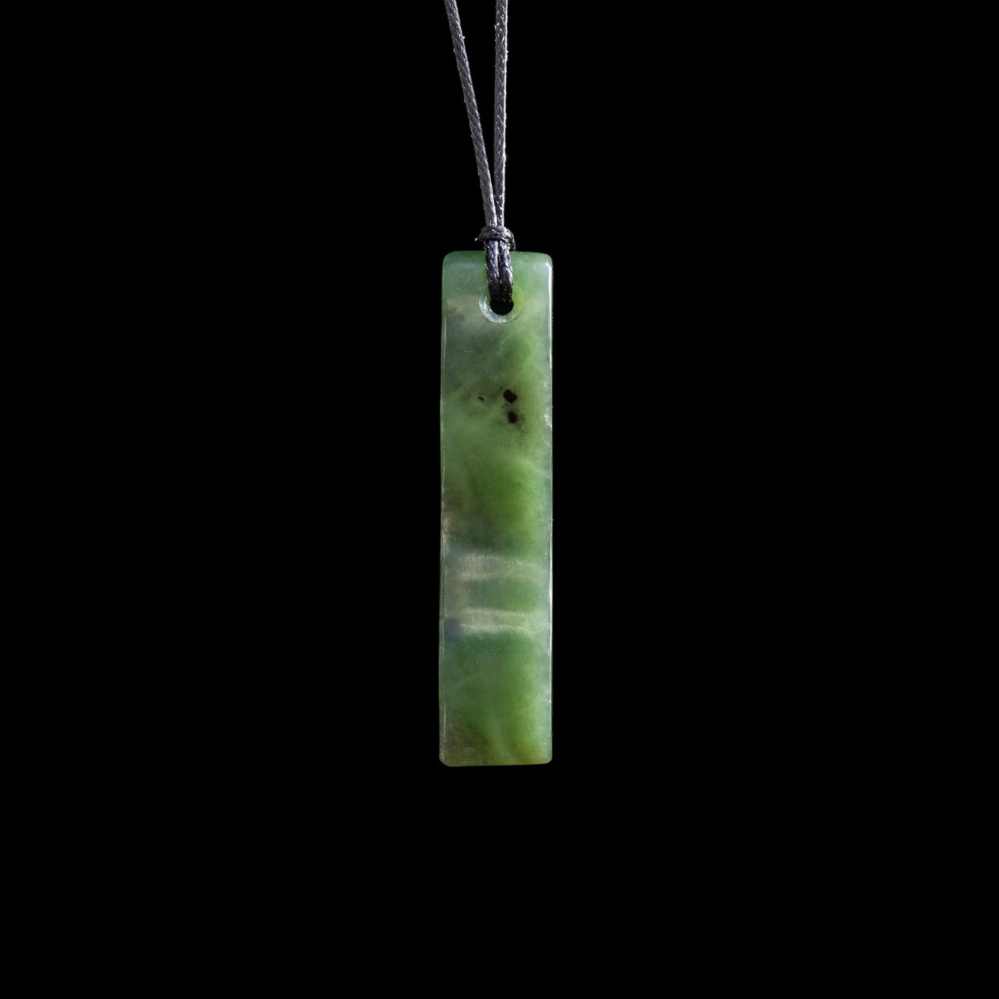 Small Wavy Jade Toki pendant handcarved by Elliot Lewis