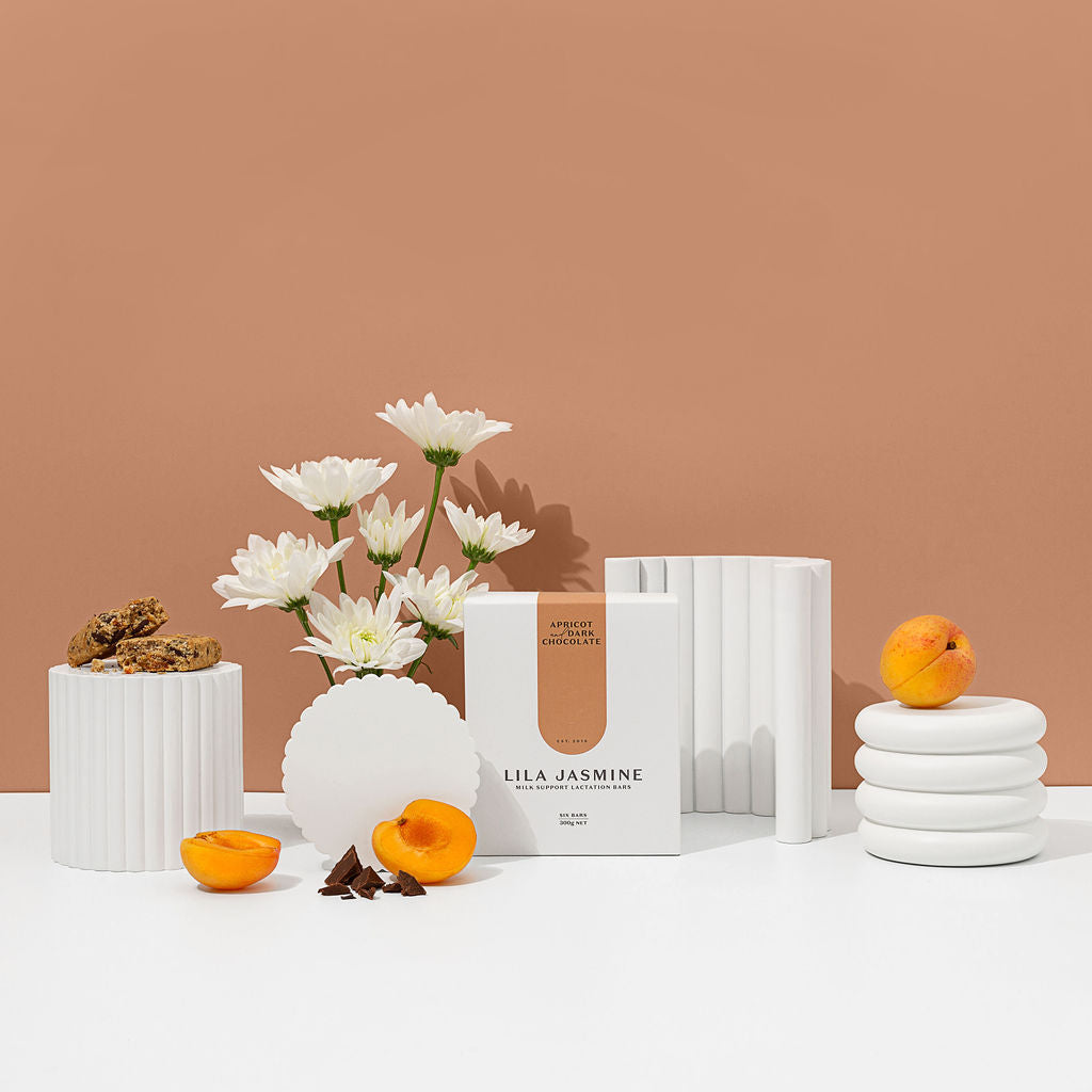 Lila Jasmine - Lactation Bars - Apricot & Chocolate