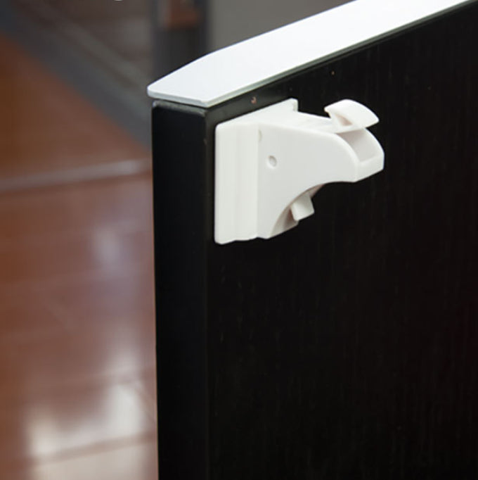 12 Locks 3 Keys Magnetic Baby Kids Safety Lock