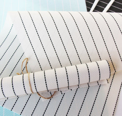 Pack of 4 Stripe Placemats Tableware Pad Dining - White - salelink.co.nz