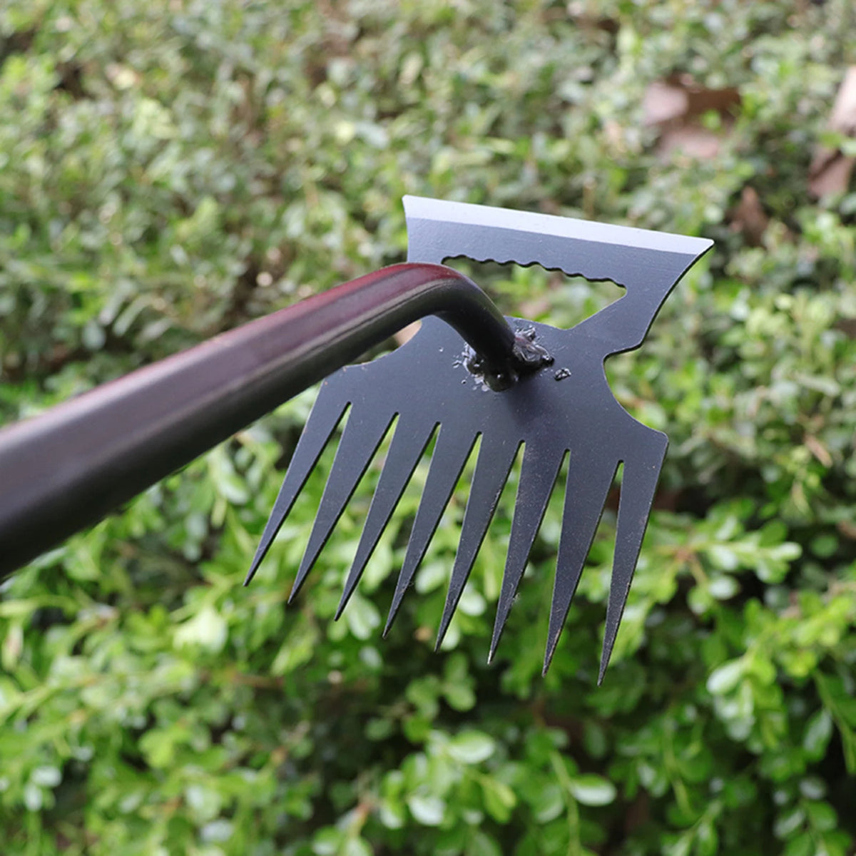 2-in-1 Garden Hoe & Rake – Dual-Head Steel Weeding & Soil Cultivator Tool