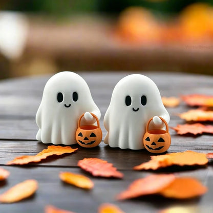 2-Piece Mini Halloween Ghost Figurine Set – Cute Pumpkin Desktop Decorations