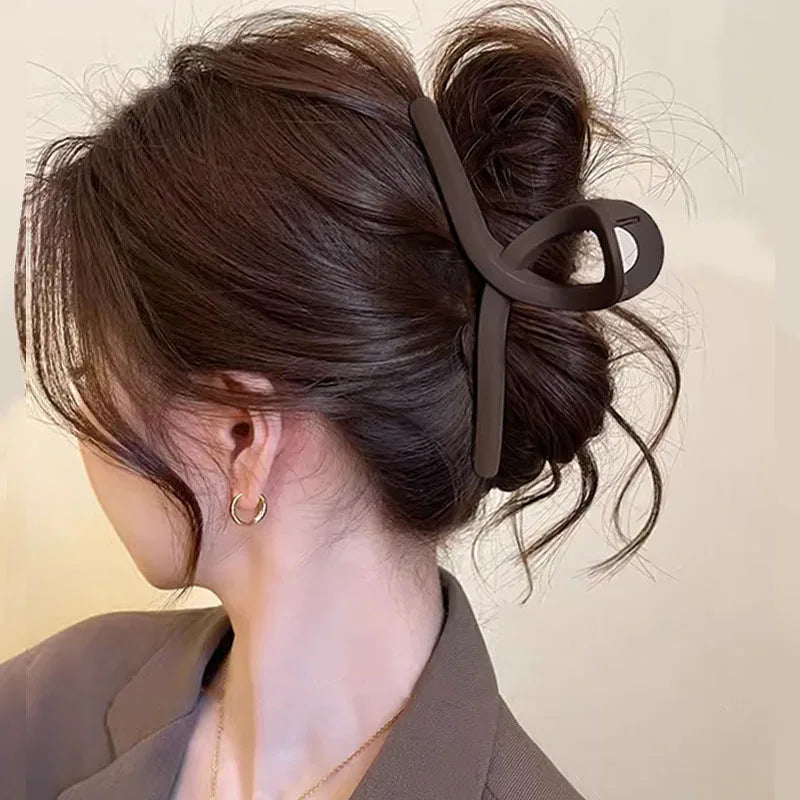 Large Geometric Hair Claw Clip