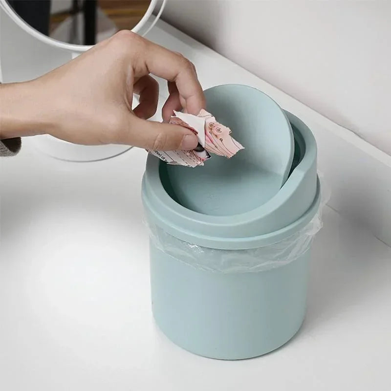 Mini Desktop Rubbish Bin with Flip Lid – Small Plastic Waste Bin for Desk, Bedroom & Bathroom