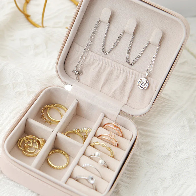 Portable PU Leather Jewellery Box – Mini Travel Jewellery Organiser Case