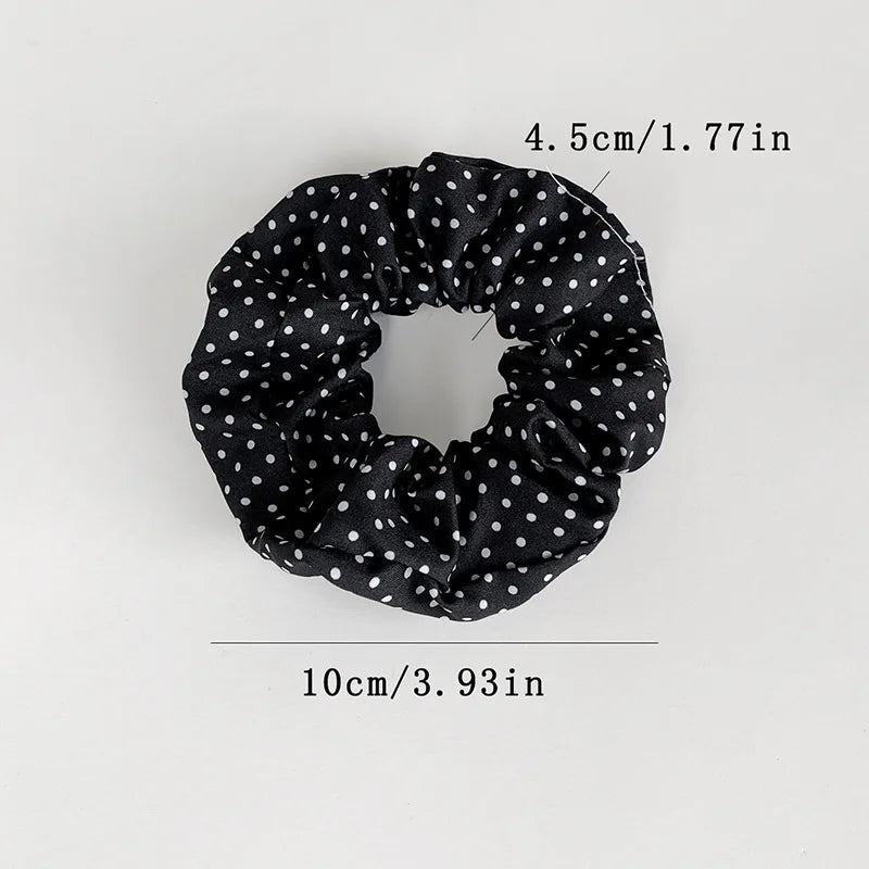 5-Piece Polka Dot Scrunchie Set – Elegant Hair Ties for Everyday Styling