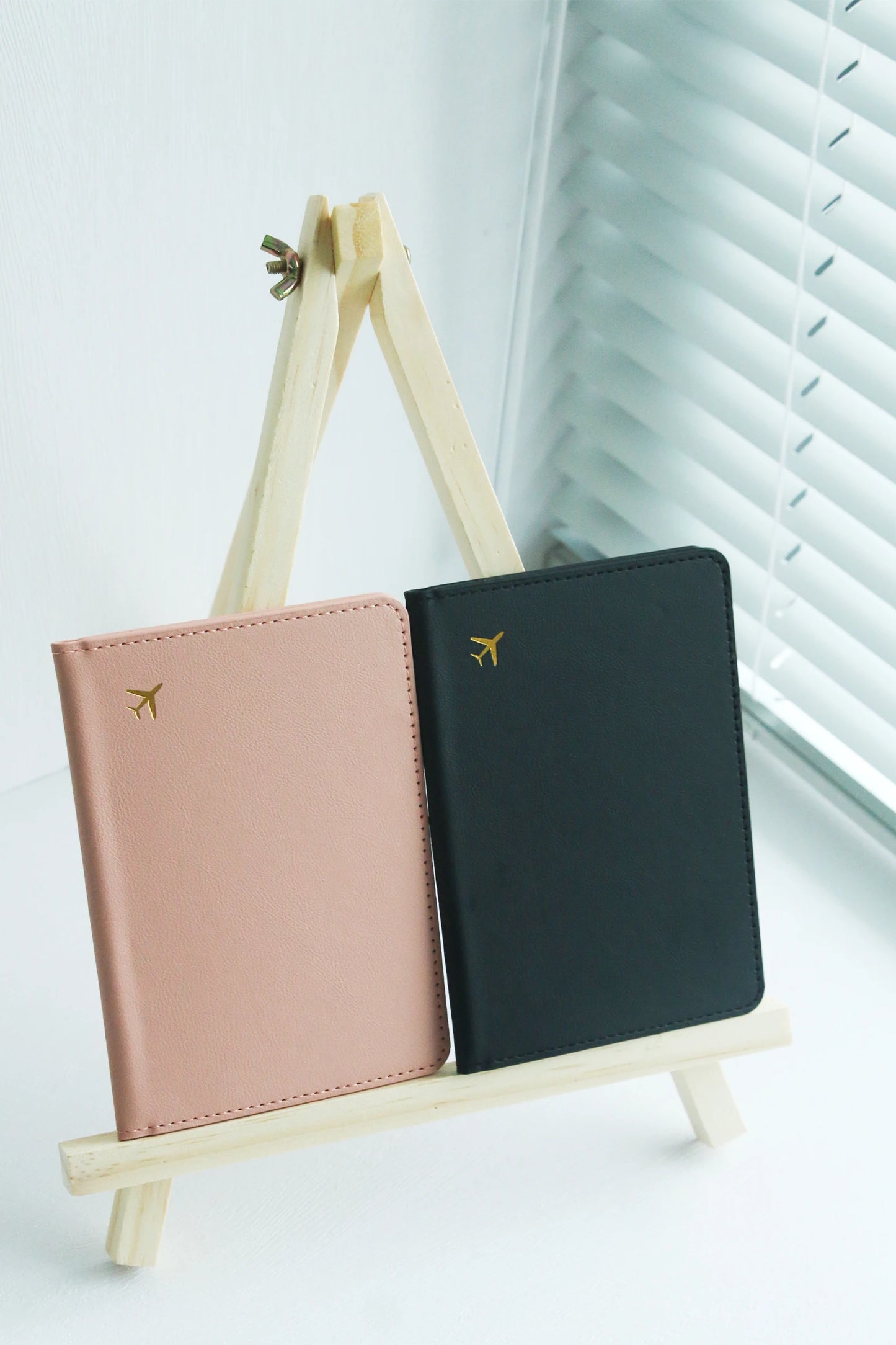 RFID Passport Wallet – Waterproof Travel Organiser with Card Holder