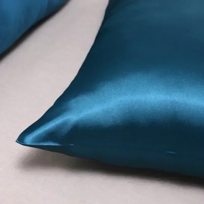 Silky Soft Pillowcase – Smooth Pillow Cover for Hair & Skin