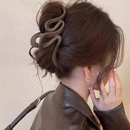 Large Geometric Hair Claw Clip